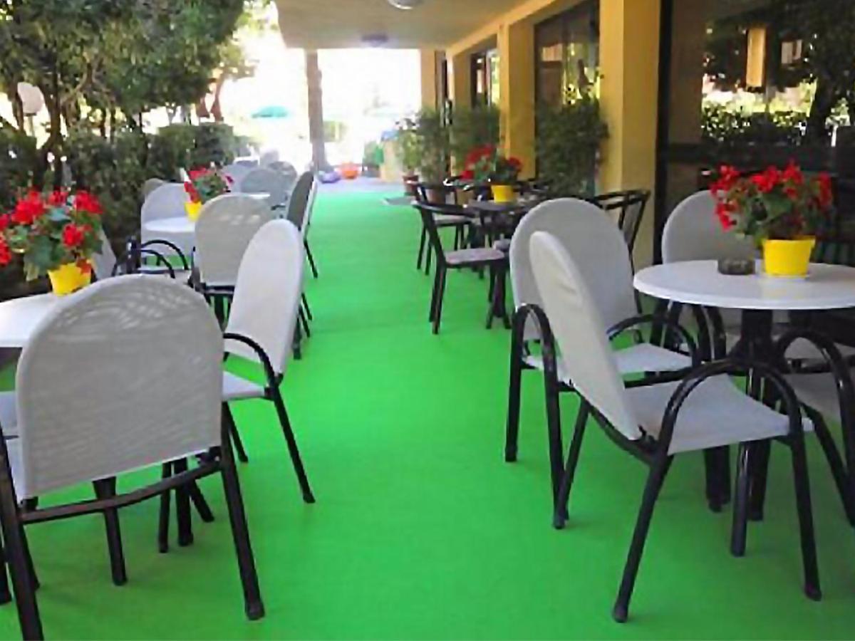 Hotel Club 3*