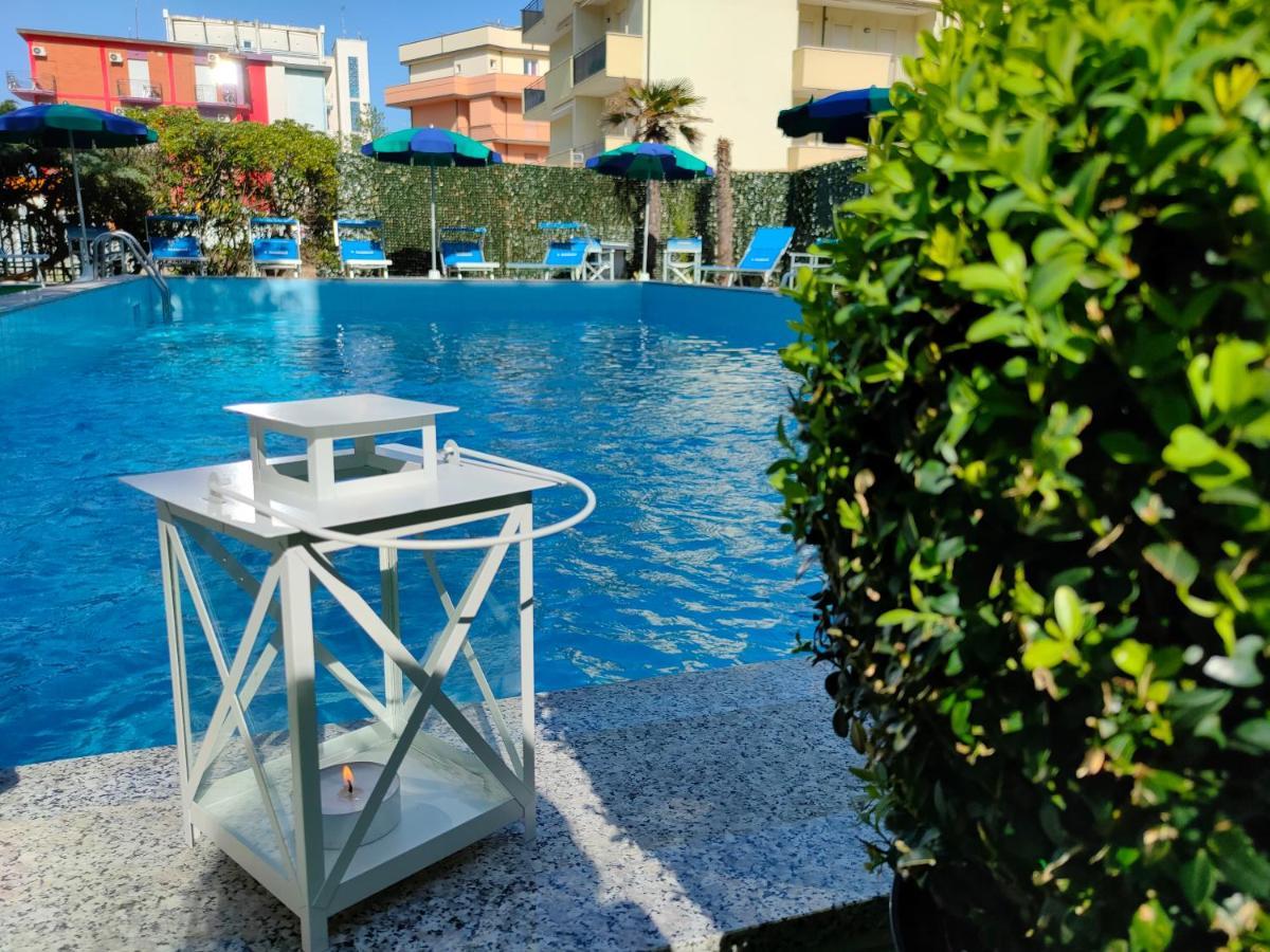 Hotel Club 3*
