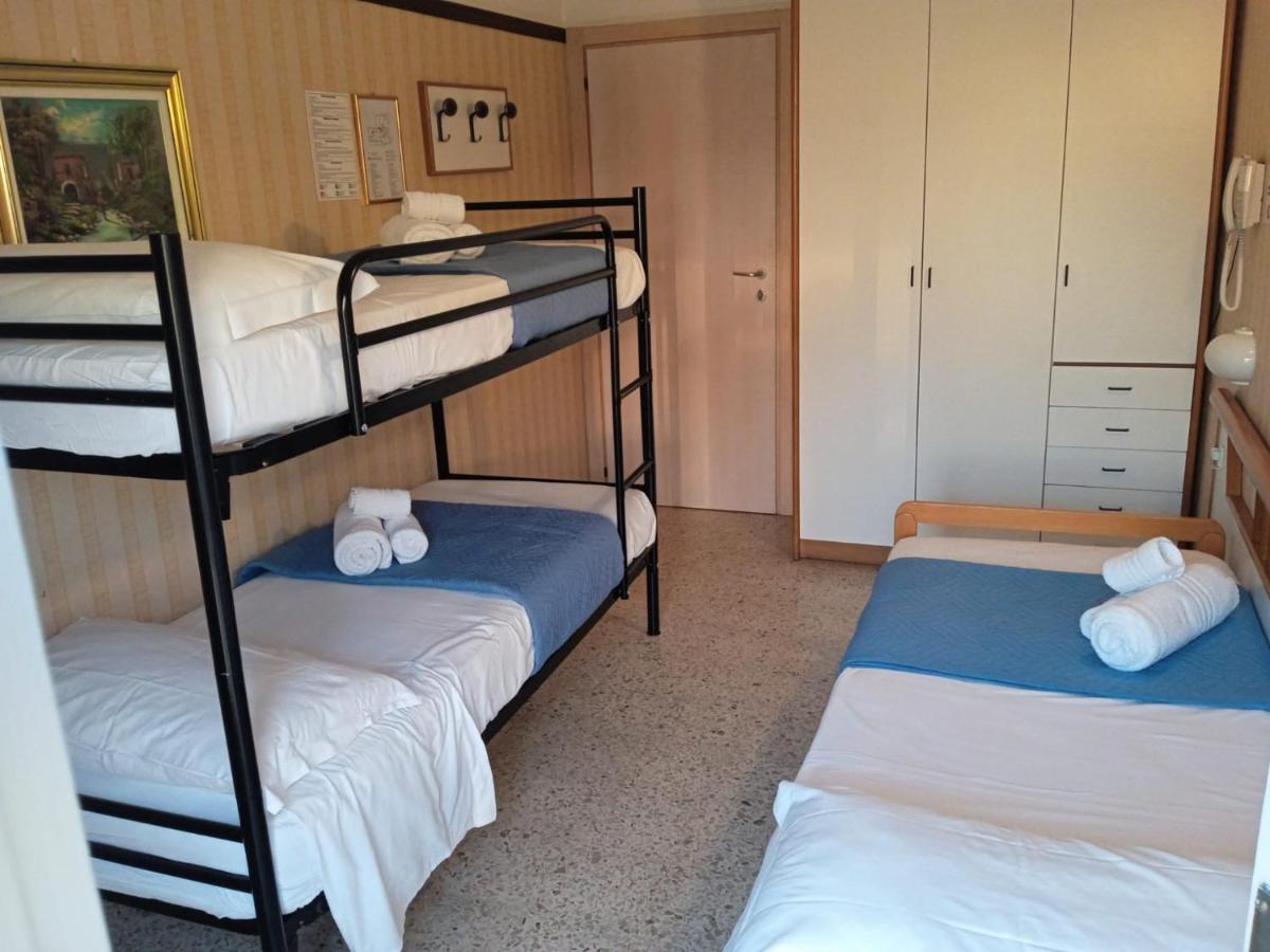 Club Hotel 3*